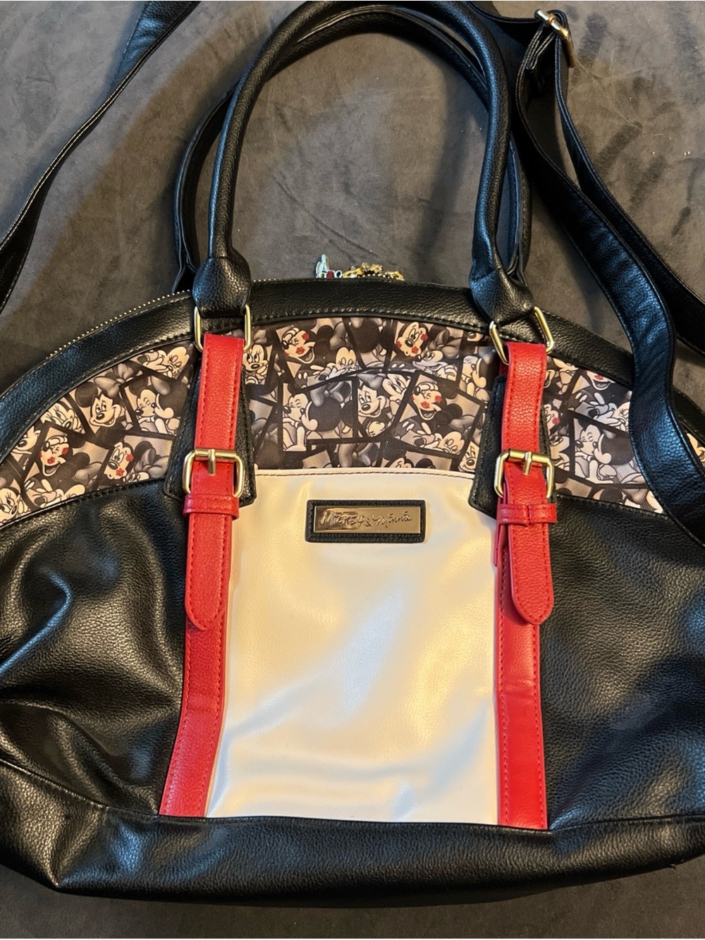 The Bradford Exchange Disney Mickey Minnie Love Story Charm Buckle Handbag Purse